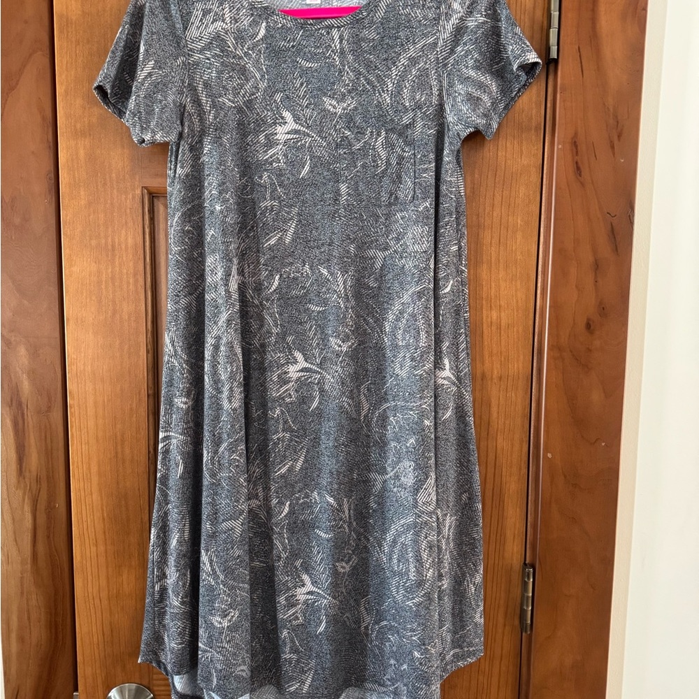 LulaRoe Carly Swing Dress Women’s XXS Gray Paisley Print Hi Low Hem Casual